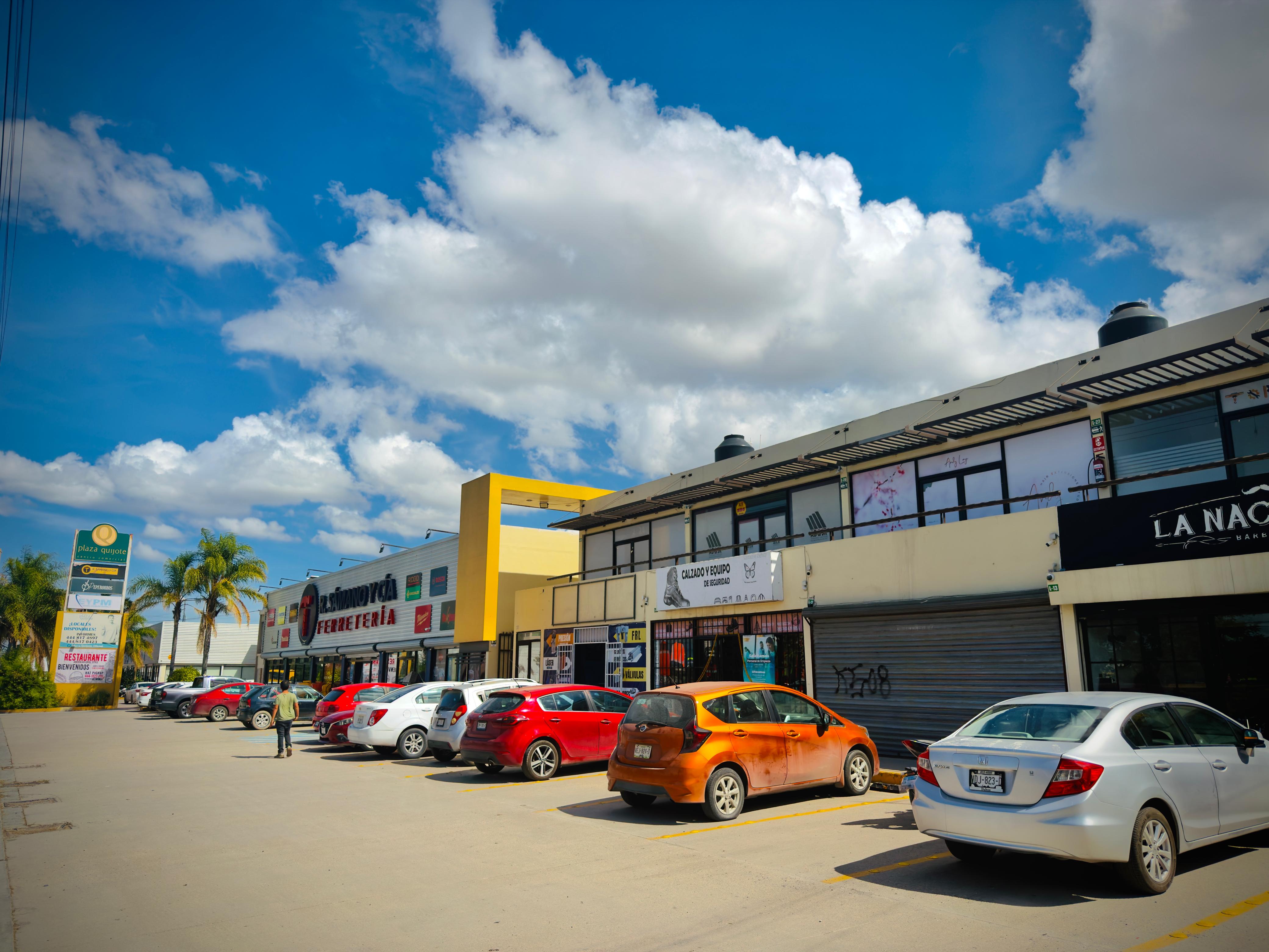 Fachada Plaza Quijote